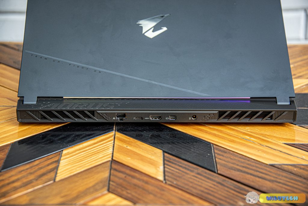 review Gigabyte Aorus 15