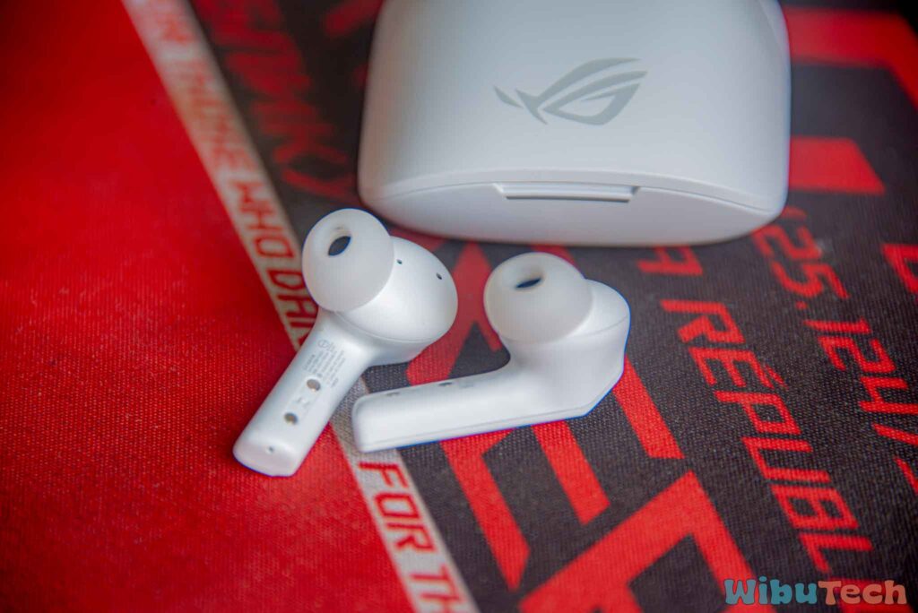 Trên tay ROG Cetra True Wireless SpeedNova