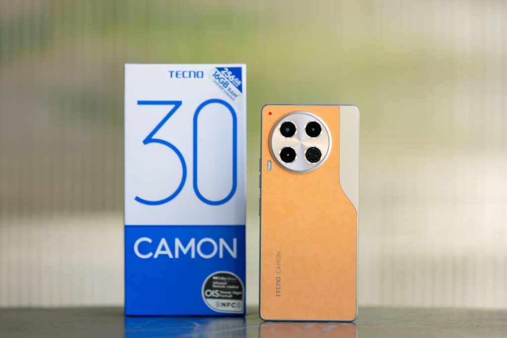 TECNO RA MẮT CAMON 30 VỚI LOẠT NÂNG CẤP ẤN TƯỢNG